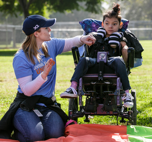 Universal Studios Hollywood Team Members volunteers during our Day of Giving